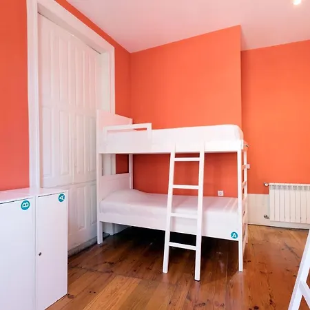 Auberge de jeunesse Guest *